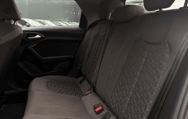 audi-a1-sportback-30-tfsi-110ch-s-line - 987604713