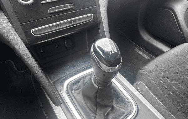 renault-megane-iv-1-5-blue-dci-115ch-limited - 988154713