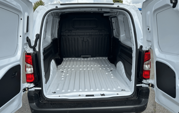 peugeot-partner-xl-diesel-130ch-automatique - 988474713