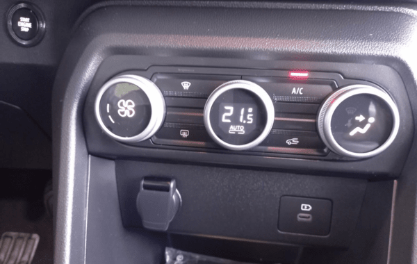 dacia-sandero-1-0-tce-90ch-journey - 988964713