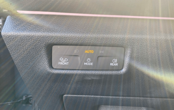 volkswagen-tiguan-2-0-tdi-150ch-life-plus-dsg7 - 989014713