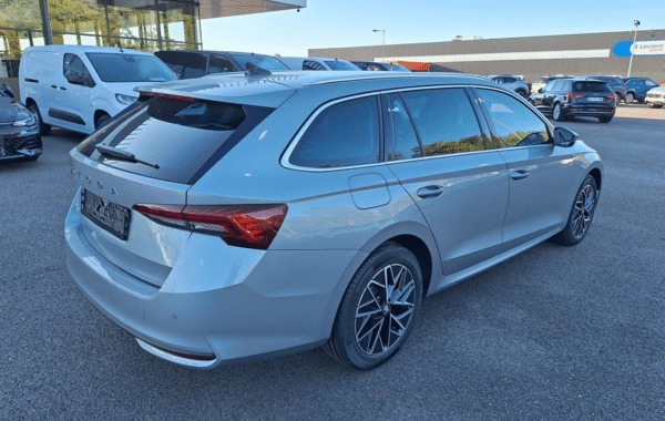 skoda-octavia-combi-2-0-tdi-scr-150ch-selection-dsg7 - 989064713