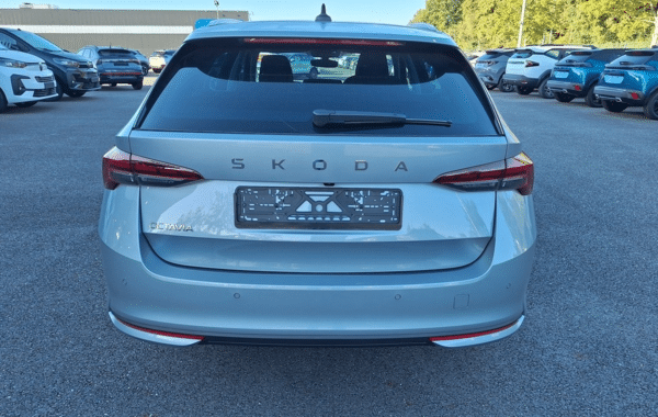 skoda-octavia-combi-2-0-tdi-scr-150ch-selection-dsg7 - 989064713