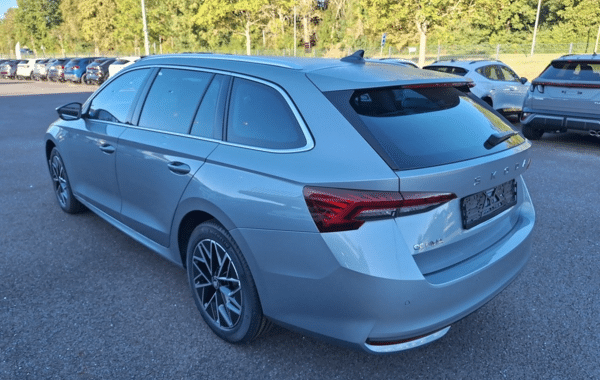 skoda-octavia-combi-2-0-tdi-scr-150ch-selection-dsg7 - 989064713
