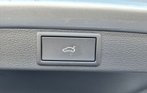 skoda-octavia-combi-2-0-tdi-scr-150ch-selection-dsg7 - 989064713