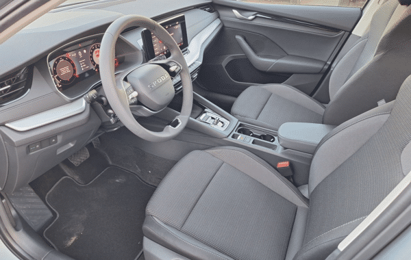 skoda-octavia-combi-2-0-tdi-scr-150ch-selection-dsg7 - 989064713