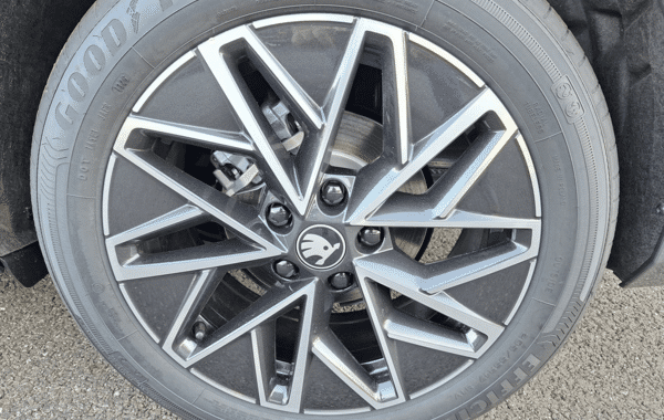 skoda-octavia-combi-2-0-tdi-scr-150ch-selection-dsg7 - 989084713
