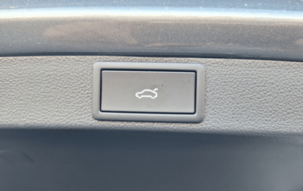 skoda-octavia-combi-2-0-tdi-scr-150ch-selection-dsg7 - 989084713
