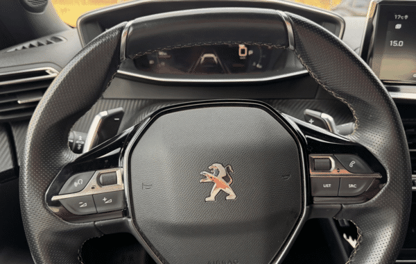 peugeot-2008-1-2-puretech-130ch-s-s-gt-eat8 - 989284713