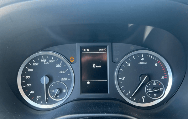 mercedes-vito-fg-110-cdi-compact-first-propulsion - 989474713