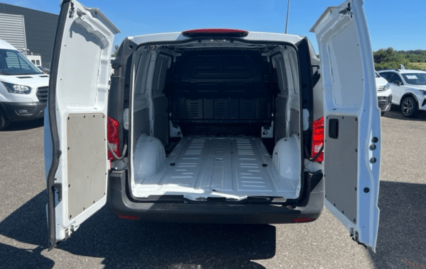 mercedes-vito-fg-110-cdi-compact-first-propulsion - 989474713
