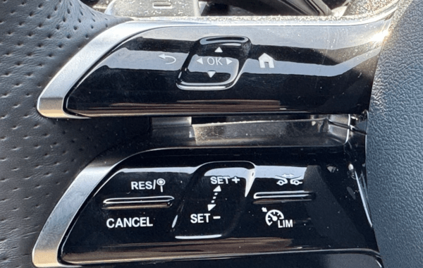 mercedes-cla-200-d-150ch-amg-line-8g-dct - 989524713