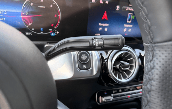 mercedes-glb-200-d-150ch-amg-line-8g-dct - 989544713