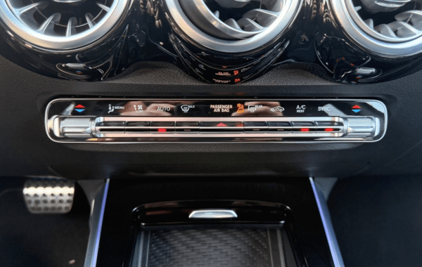 mercedes-glb-200-d-150ch-amg-line-8g-dct - 989544713