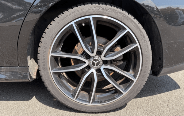 mercedes-cla-shooting-brake-200-d-150ch-amg-line-8g-dct - 989594713