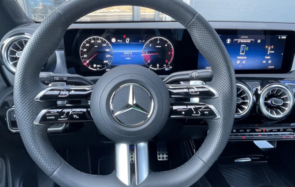 mercedes-cla-shooting-brake-200-d-150ch-amg-line-8g-dct - 989604713