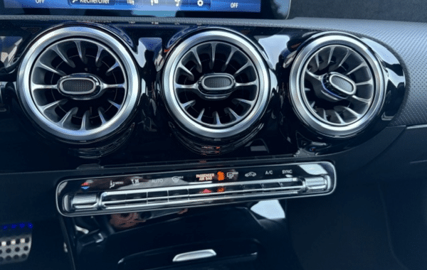 mercedes-classe-a-200-163ch-amg-line-7g-dct - 989874713