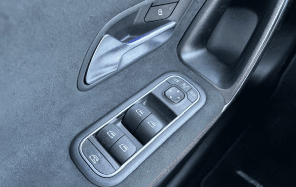 mercedes-classe-a-200-163ch-amg-line-7g-dct - 989874713