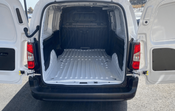 peugeot-partner-xl-diesel-130ch-automatique - 989974713