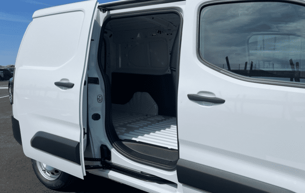peugeot-partner-xl-diesel-130ch-automatique - 989974713