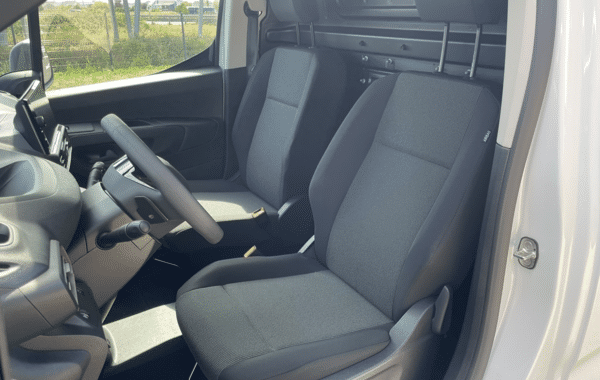 peugeot-partner-xl-diesel-130ch-automatique - 989974713
