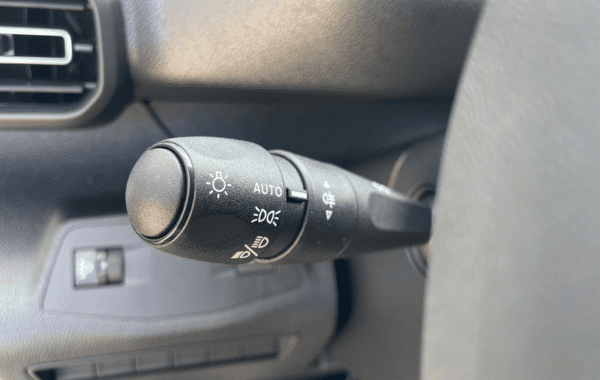 peugeot-partner-xl-diesel-130ch-automatique - 989974713