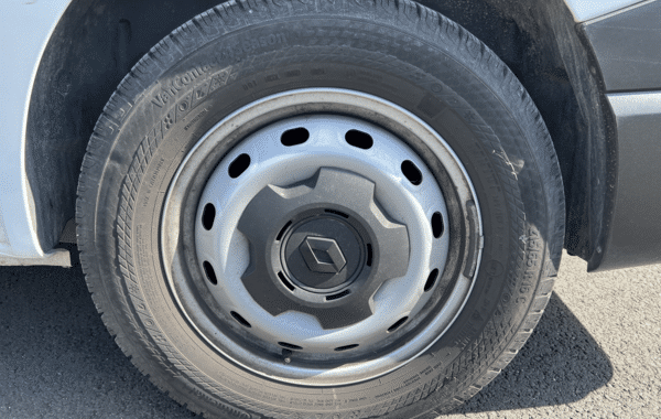 renault-trafic-iii-fg-l1h1-2t8-2-0-blue-dci-150ch-advance-24 - 990384713
