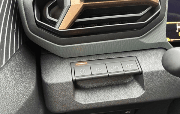 dacia-bigster-1-2-mild-hybrid-140ch-extreme - 990644713