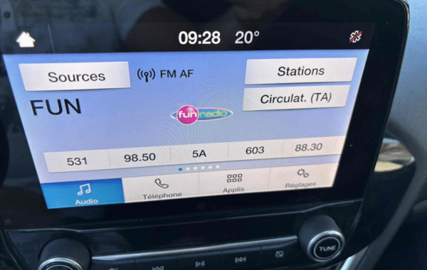 ford-fiesta-1-1-75ch-cool-connect-5p - 990794713
