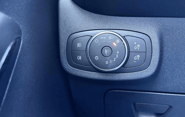 ford-fiesta-1-1-75ch-cool-connect-5p - 990794713