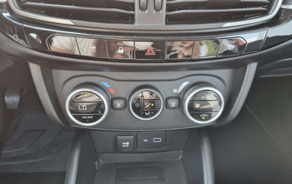 fiat-tipo-cross-1-0-firefly-turbo-100ch-s-s-plus - 990944713