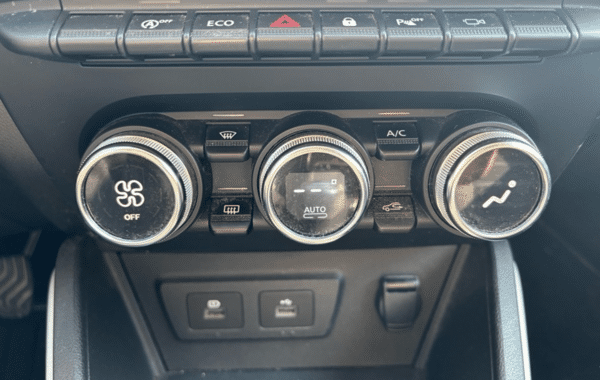 dacia-duster-1-5-blue-dci-115ch-prestige-4x2 - 990974713