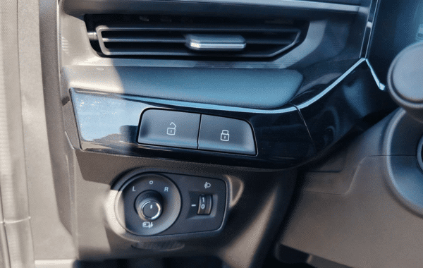 mg-motor-mg3-1-5-hybrid-195ch-luxury - 991374713