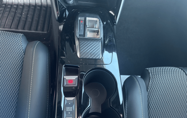 peugeot-2008-1-2-hybrid-145ch-gt-e-dcs6 - 991624713