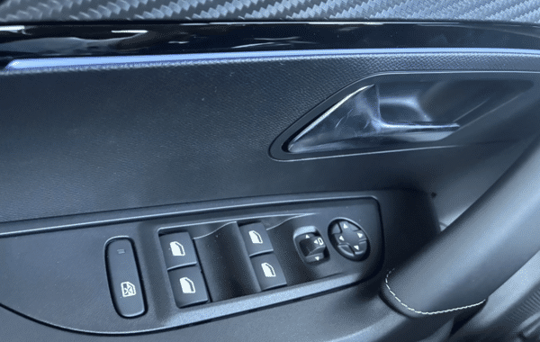 peugeot-2008-1-2-hybrid-145ch-gt-e-dcs6 - 991624713