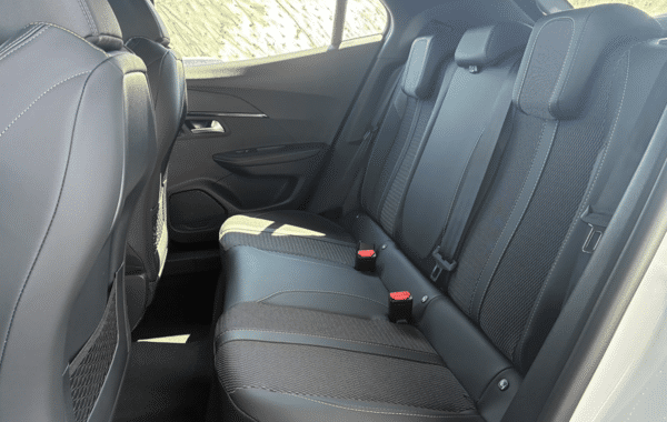 peugeot-2008-1-2-hybrid-145ch-gt-e-dcs6 - 991634713