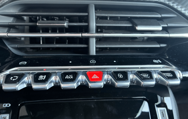 peugeot-2008-1-2-hybrid-145ch-gt-e-dcs6 - 991644713