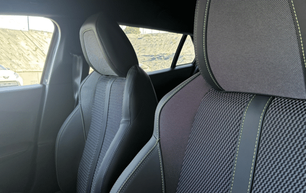 peugeot-2008-1-2-hybrid-145ch-gt-e-dcs6 - 991644713