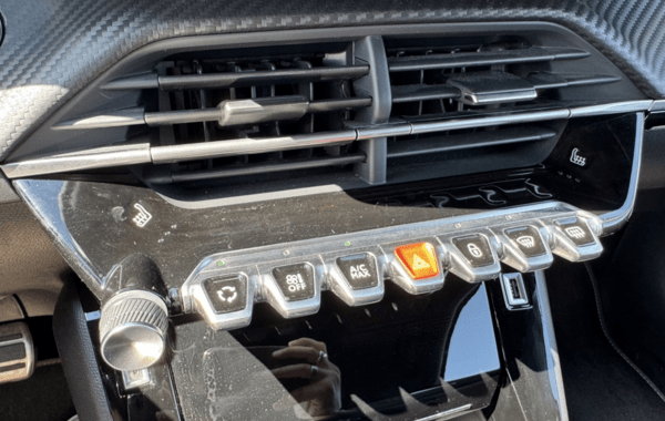 peugeot-2008-1-2-puretech-130ch-s-s-gt-eat8 - 991734713