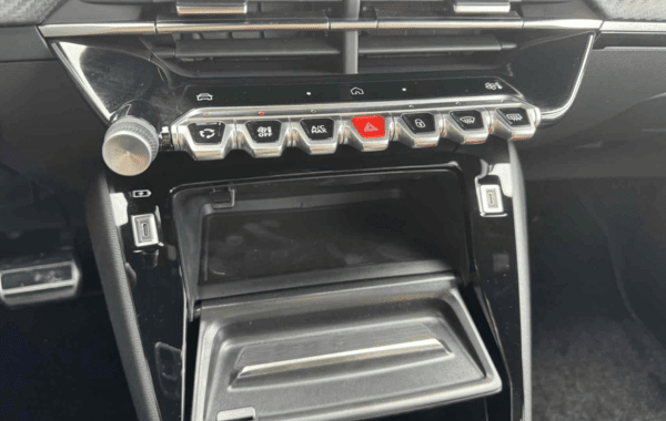 peugeot-2008-1-2-hybrid-145ch-gt-e-dcs6 - 991834713