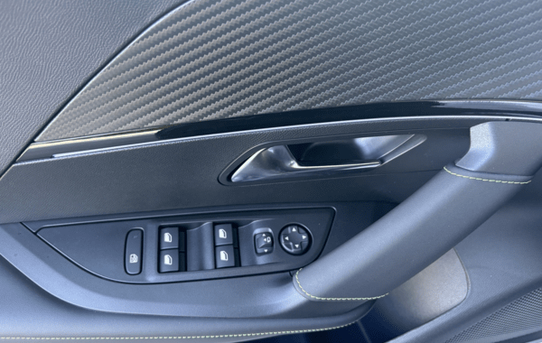 peugeot-2008-1-2-hybrid-145ch-gt-e-dcs6 - 991854713