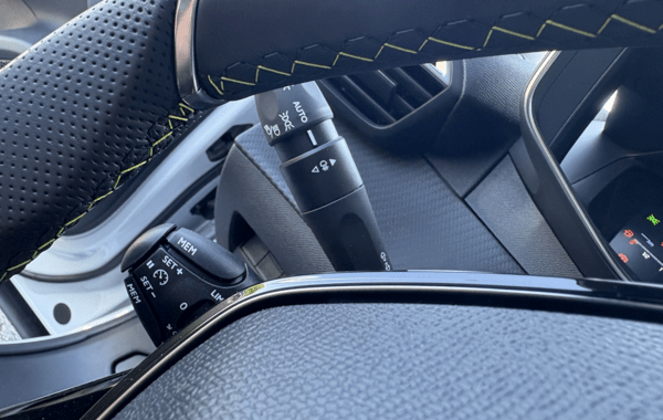 peugeot-2008-1-2-hybrid-145ch-gt-e-dcs6 - 991854713