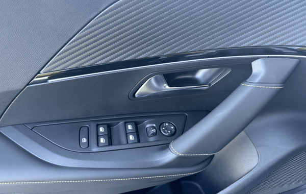 peugeot-2008-1-2-hybrid-145ch-gt-e-dcs6 - 992044713