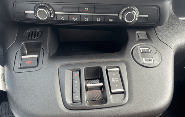 peugeot-partner-xl-diesel-130ch-automatique - 992354713