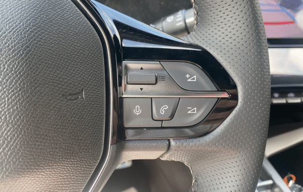 peugeot-308-1-5-bluehdi-130ch-s-s-gt-eat8 - 992754713