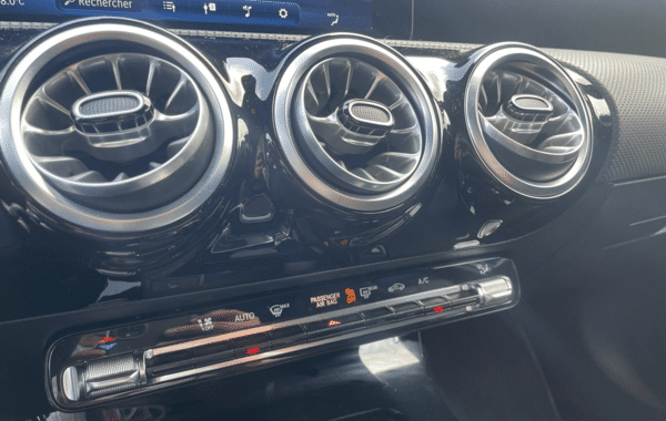 mercedes-classe-a-180-136ch-amg-line-7g-dct - 992814713