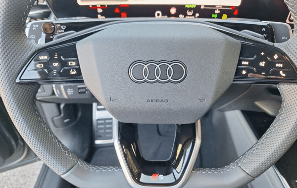 audi-q3-sportback-2-0-tdi-150ch-s-line-s-tronic-7 - 992944713