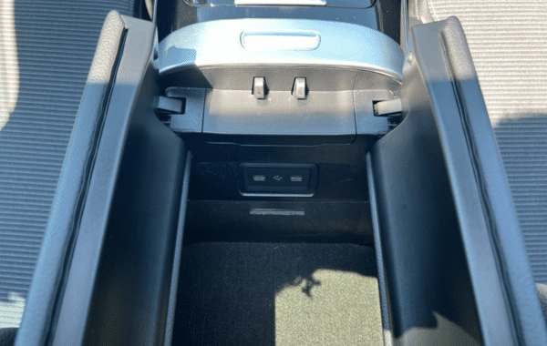mercedes-classe-c-220-d-200ch-avantgarde-line - 993024713