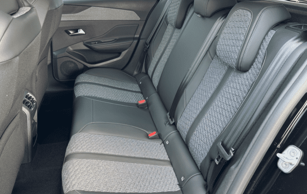 peugeot-308-1-5-bluehdi-130ch-s-s-allure-eat8 - 993224713