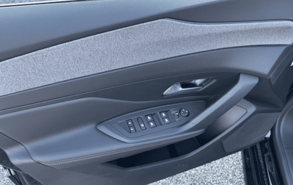 peugeot-308-1-5-bluehdi-130ch-s-s-allure-eat8 - 993234713